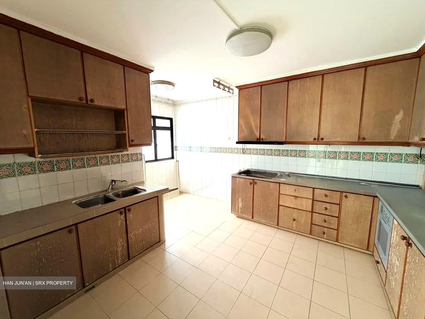 Blk 222 Pasir Ris Street 21 (Pasir Ris), HDB Executive #533762891